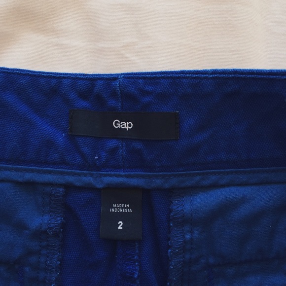 GAP NAVY SHORTS 💙 - Picture 2 of 4
