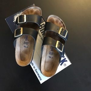 *SOLD* Birkenstock Arizona 2-Strap Footbed Sandals