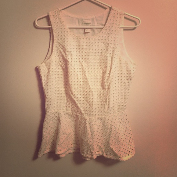 Whit Peplum Top with Eyelets