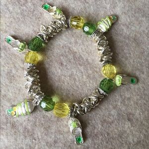 ❌ SOLD ❌ Cute bracelet, get it free