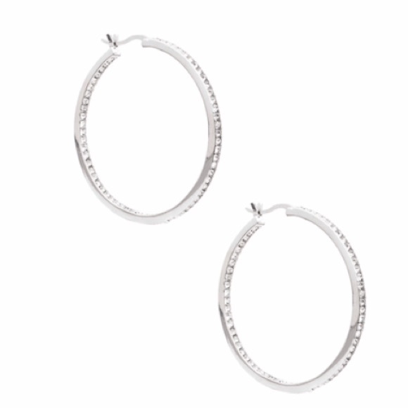 Chloe+Isabel Crystal Pavé Hoop Earrings 🌸