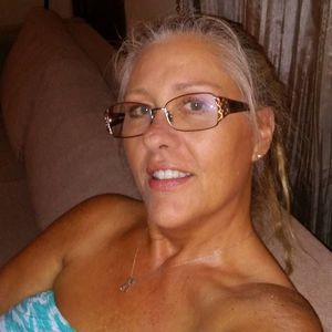 Meet your Posher, Deborah barringer