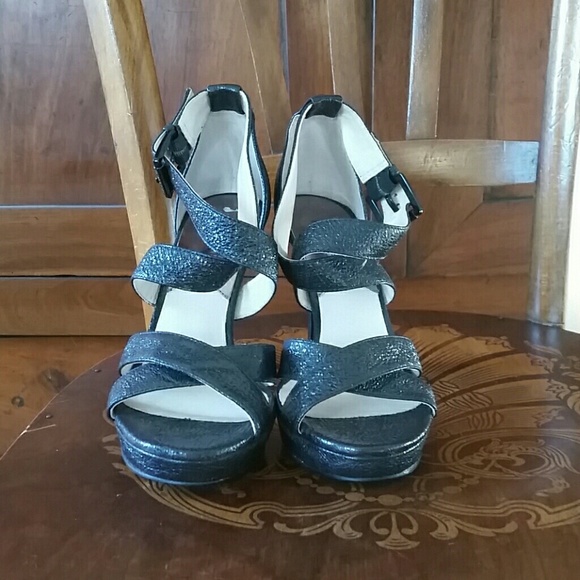 Michael Kors black stiletto sandals 6.5 NWT! - Picture 2 of 4