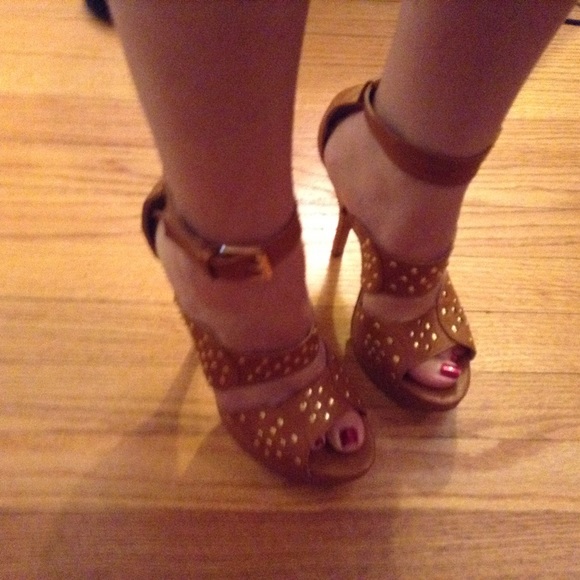 Enigma Brown Platform heels Size 8 - Picture 2 of 4