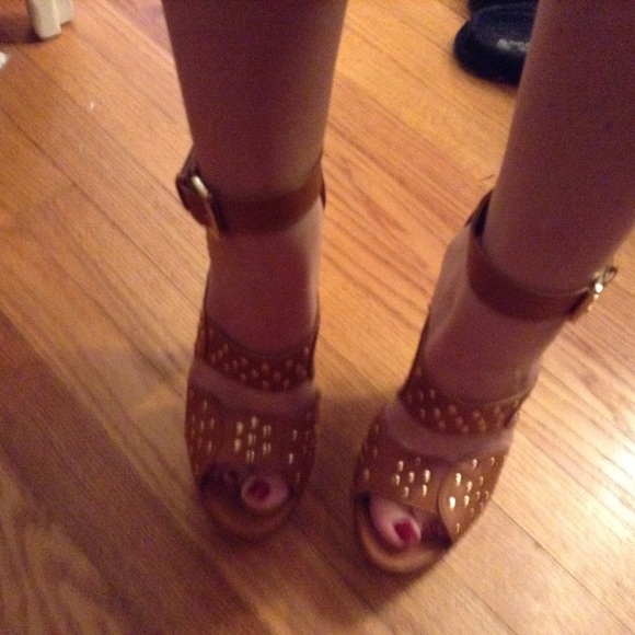 Enigma Brown Platform heels Size 8 - Picture 3 of 4