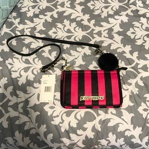 BETSEY JOHNSON CROSSBODY BAG