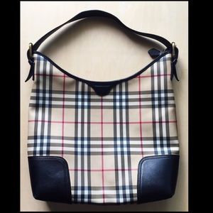 Burberry classic check bag