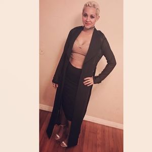 Meet your Posher, Yari