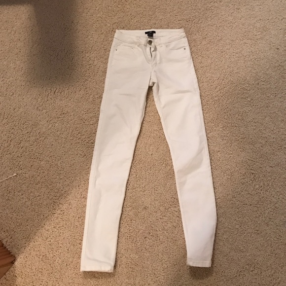 H&M high waisted white stretch skinny jeans