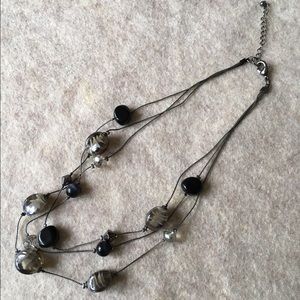 ❌ SOLD ❌ Stone necklace, get it free