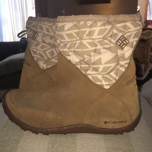 Columbia boots