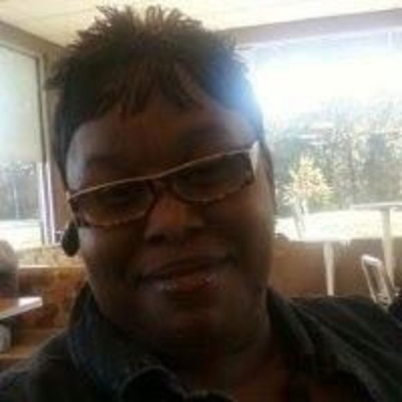 Meet your Posher, Tracy - Picture 1 of 1