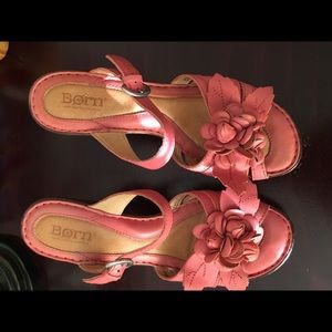 Born sandals