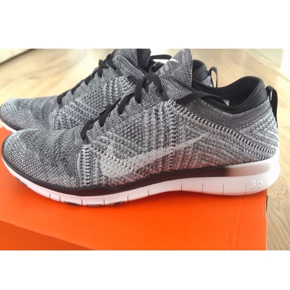 Nike Shoes - NWOB NIKE FREE TR FLYKNIT SIZE 9