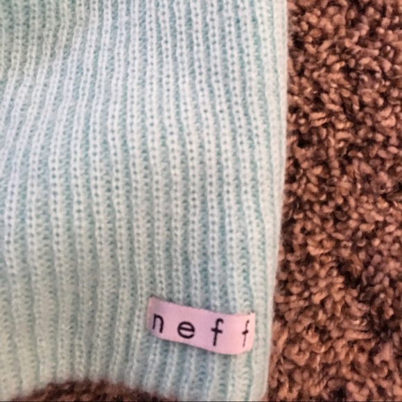 Neff Beenie - Picture 2 of 2
