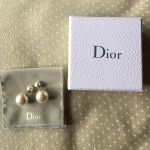 Christian Dior Mise en Dior earrings