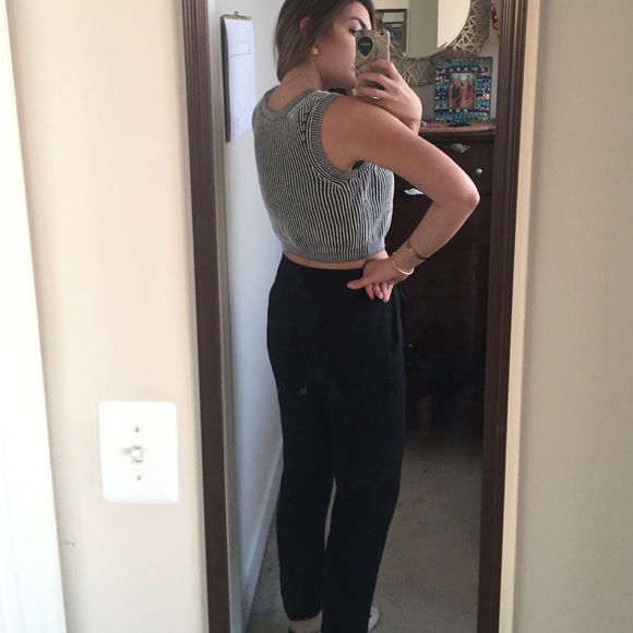Knit Cropped Shell - Picture 4 of 4