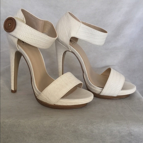 Brand New Rare Creme Sandals