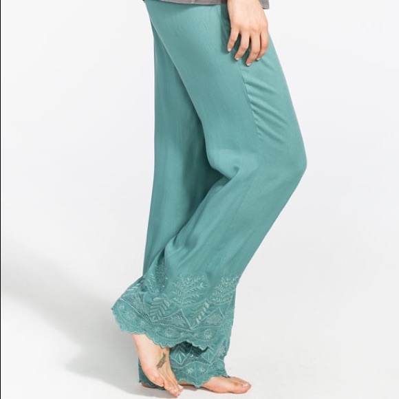 NWT!! O'Neill Sai Beach Pants Teal Size M