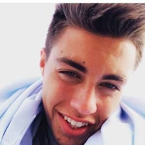 Meet your Posher, Kyle