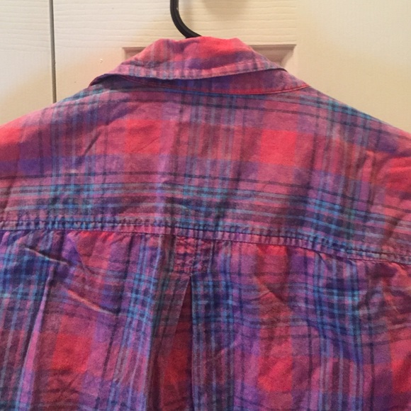 American Eagle Button Shirt - Picture 3 of 3