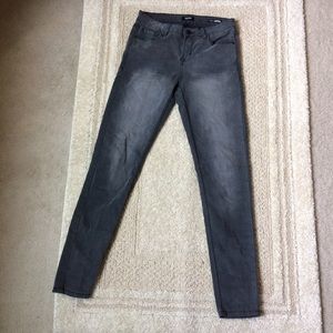 Grey Kensie skinny jeans 28