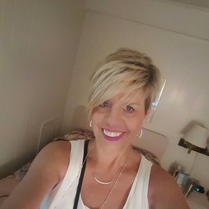 Meet your Posher, Vicki