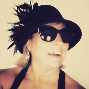 Meet your Posher, Donna