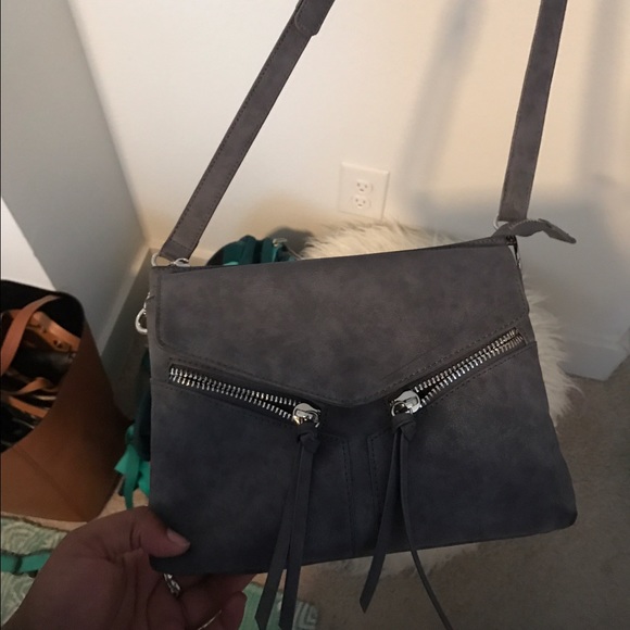 Grey cross-body - Picture 2 of 3