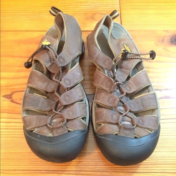 Mens Brown Keen Newport Sandals, size 11