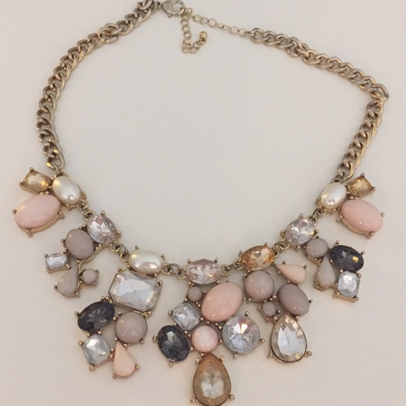 Statement necklace - Picture 2 of 3
