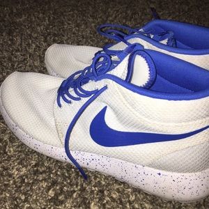 Custom Nike Roche Runs - White/Blue