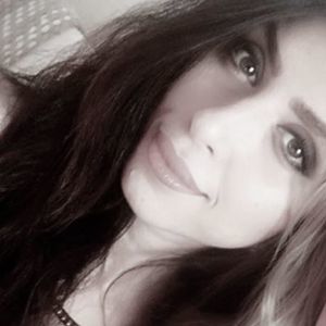 Meet your Posher, Mira