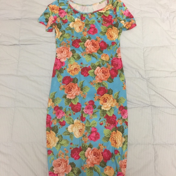 Floral print dress - Picture 2 of 4
