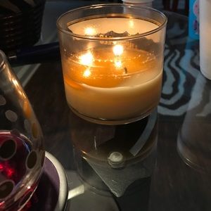 Meet your Posher, Candida