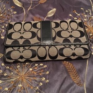 Coach wallet