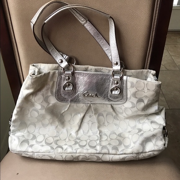 Coach Tote bag EUC