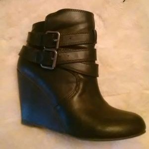 Nine west wedge booties