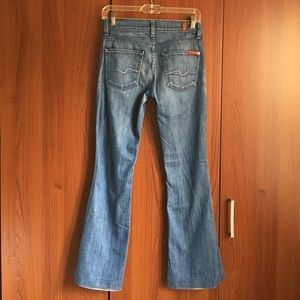 7 for all mankind Charlize flare jeans. Size 25