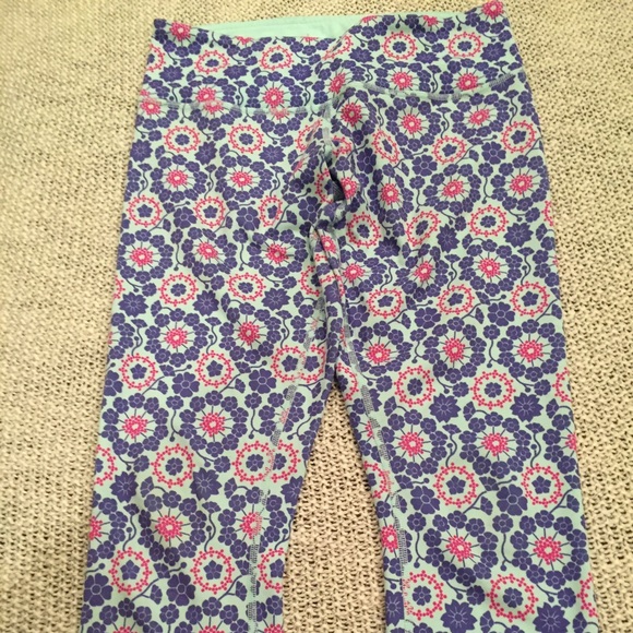 Lulu Crops, Size 6