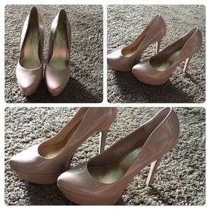 Jessica Simpson heels