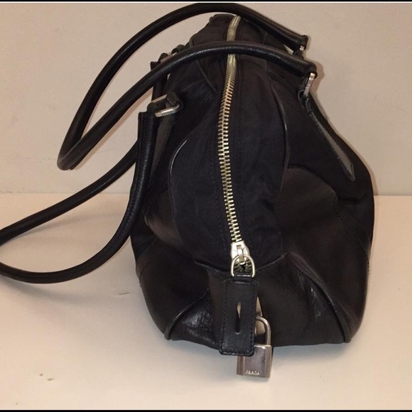 Prada  bowling bag - Picture 4 of 7