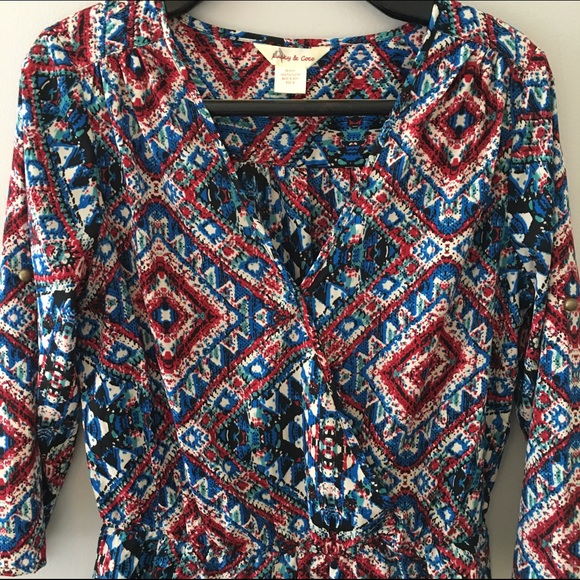 Stylish patterned romper - Picture 2 of 4