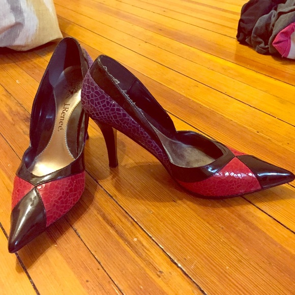 Black/colorblocking heels