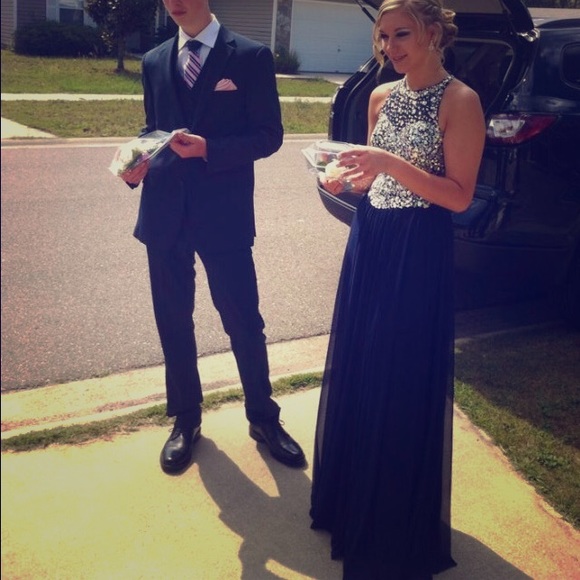 Dresses & Skirts - Size 2 prom dress! (OBO)