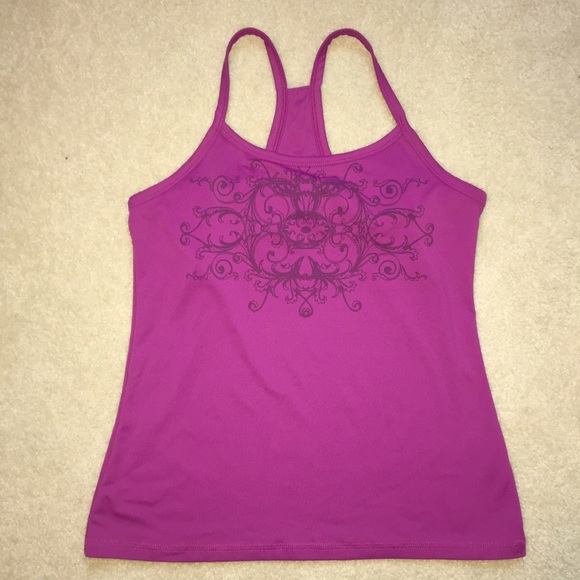 2 Like New Yoga/Workout Tops - M - Picture 2 of 4