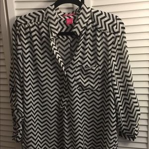 Loose chevron blouse