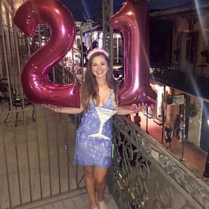 Meet your Posher, Meaghan