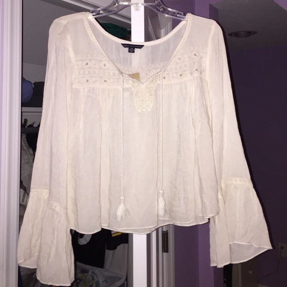 White flowy American Eagle shirt/blouse - Picture 1 of 3