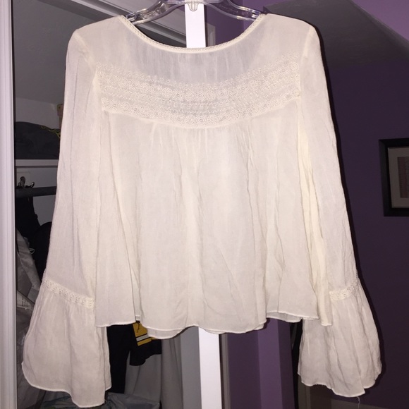 White flowy American Eagle shirt/blouse - Picture 2 of 3